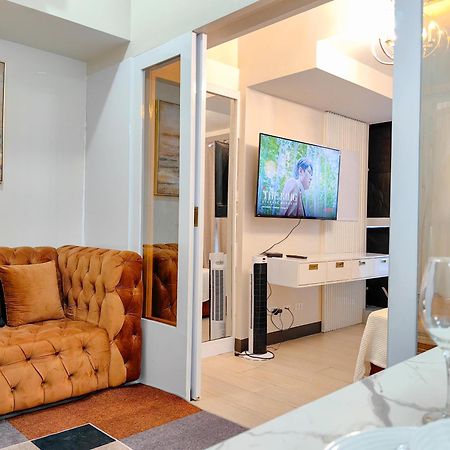 Modern 1Br In Uptown Bgc Aparthotel ตากิก ภายนอก รูปภาพ