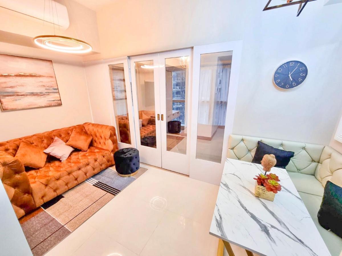 Modern 1Br In Uptown Bgc Aparthotel ตากิก ภายนอก รูปภาพ