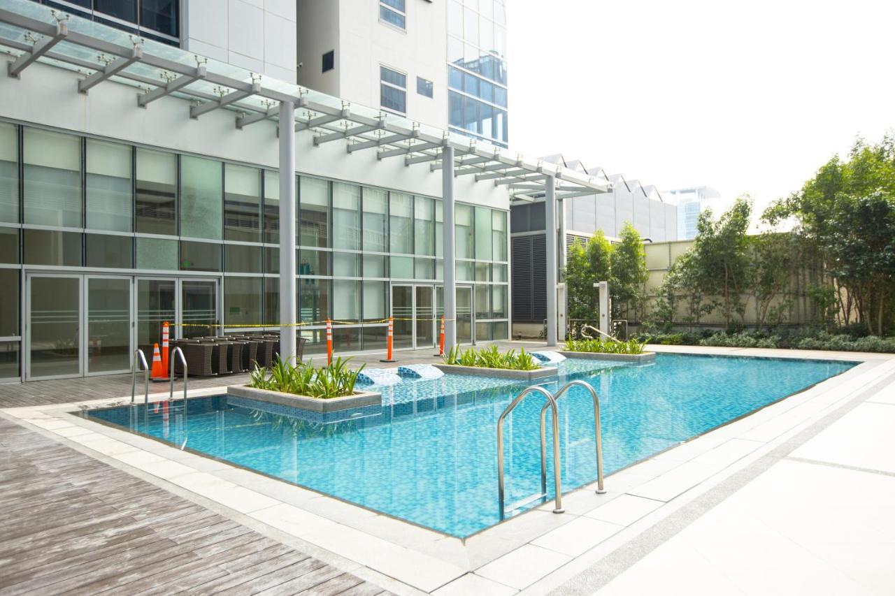 Modern 1Br In Uptown Bgc Aparthotel ตากิก ภายนอก รูปภาพ