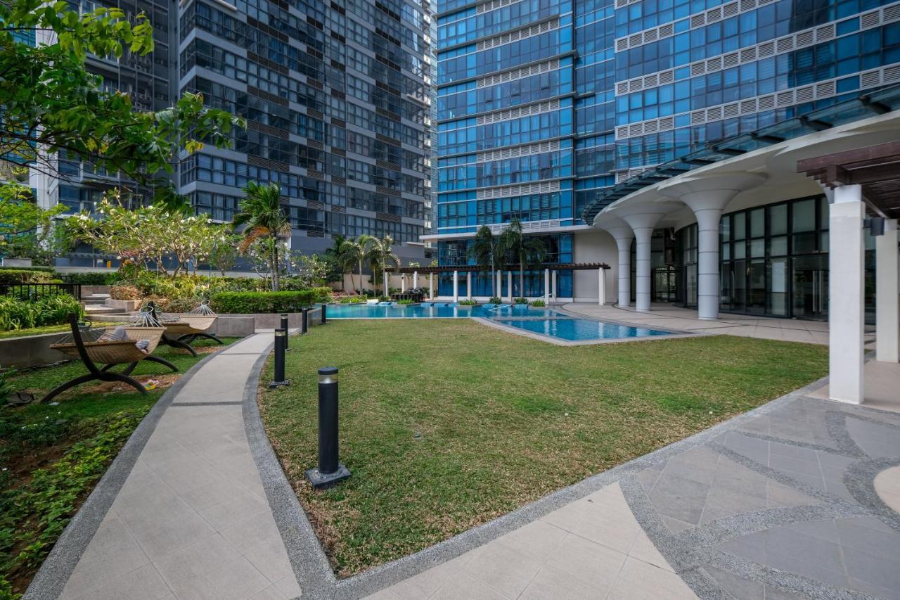 Modern 1Br In Uptown Bgc Aparthotel ตากิก ภายนอก รูปภาพ