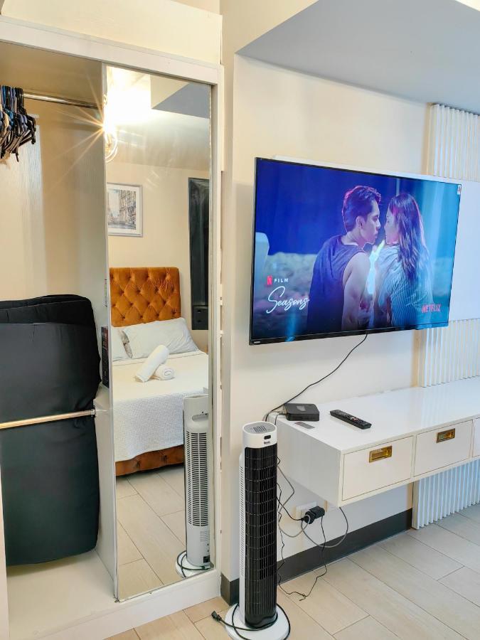 Modern 1Br In Uptown Bgc Aparthotel ตากิก ภายนอก รูปภาพ