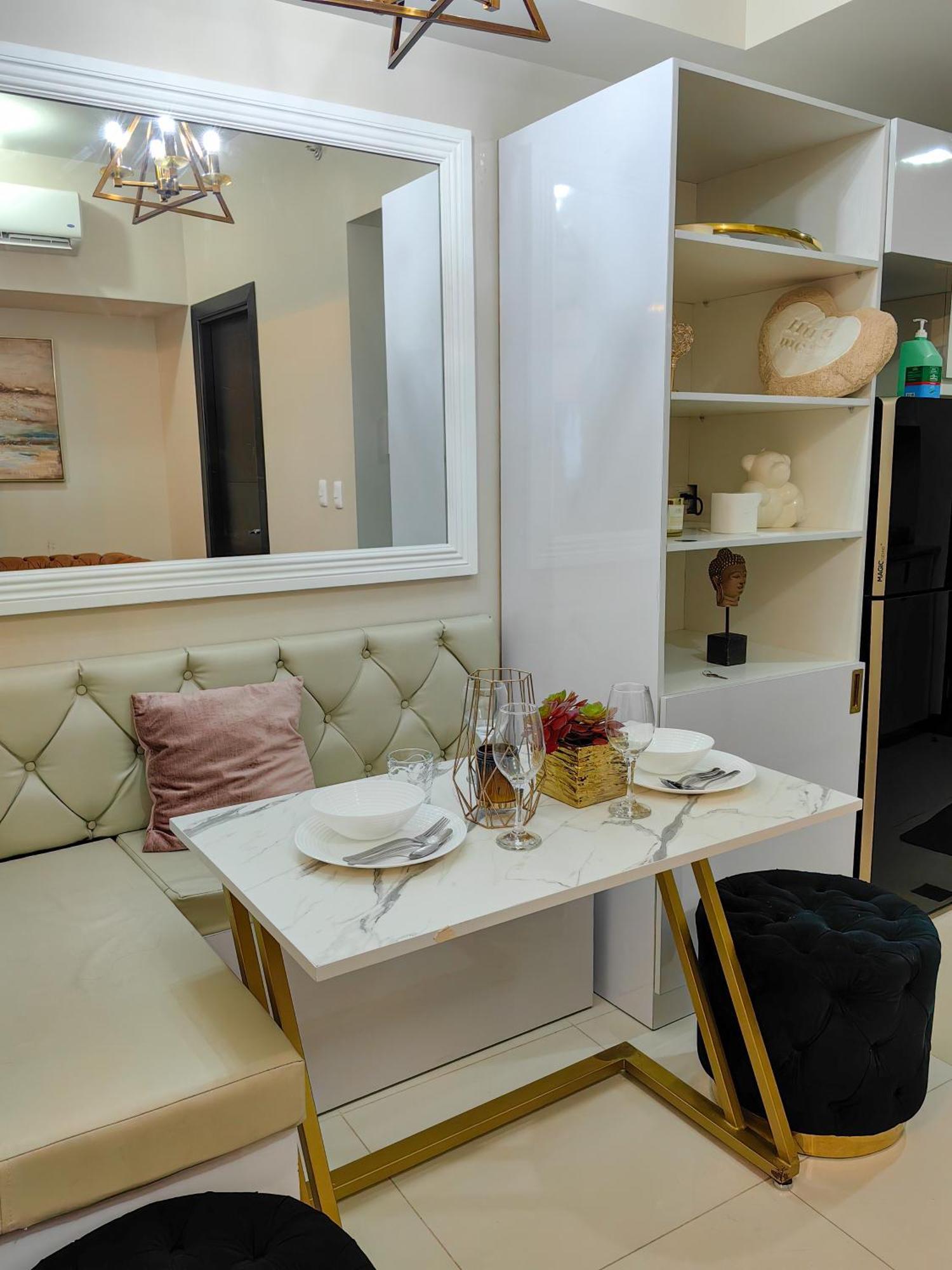 Modern 1Br In Uptown Bgc Aparthotel ตากิก ภายนอก รูปภาพ